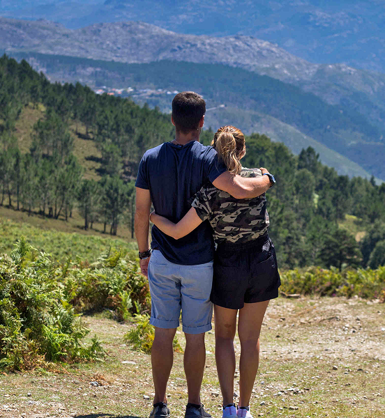 Couple admiring Peneda-Gerês views
